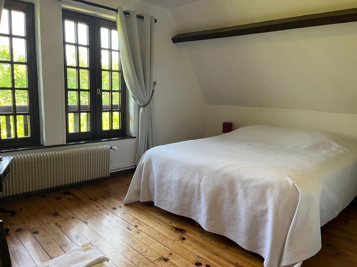 Le Domaine Des Tostes Villa Bonneville-la-Louvet Bagian luar foto